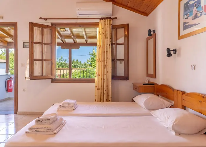 Amalia 3* Skiathos Town