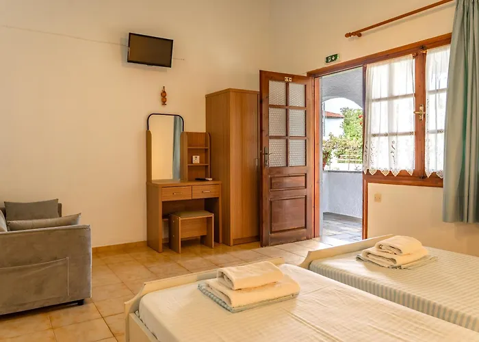 Guest house Amalia Skiathos Town