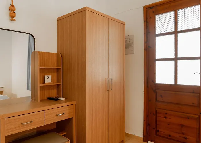 Guest house Amalia Skiathos Town