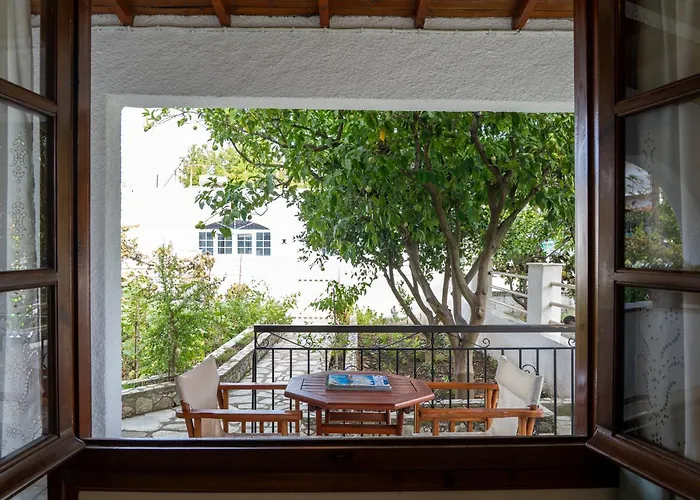 Amalia Guest house Skiathos Town